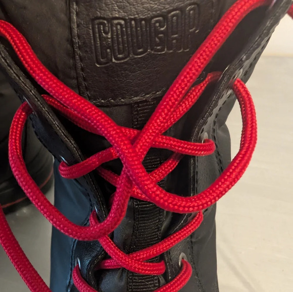 Cougar Canada Black Mid Calf Lined Winter Boots Waterproof  Lace up Women's 9 M. - Picture 12 of 12